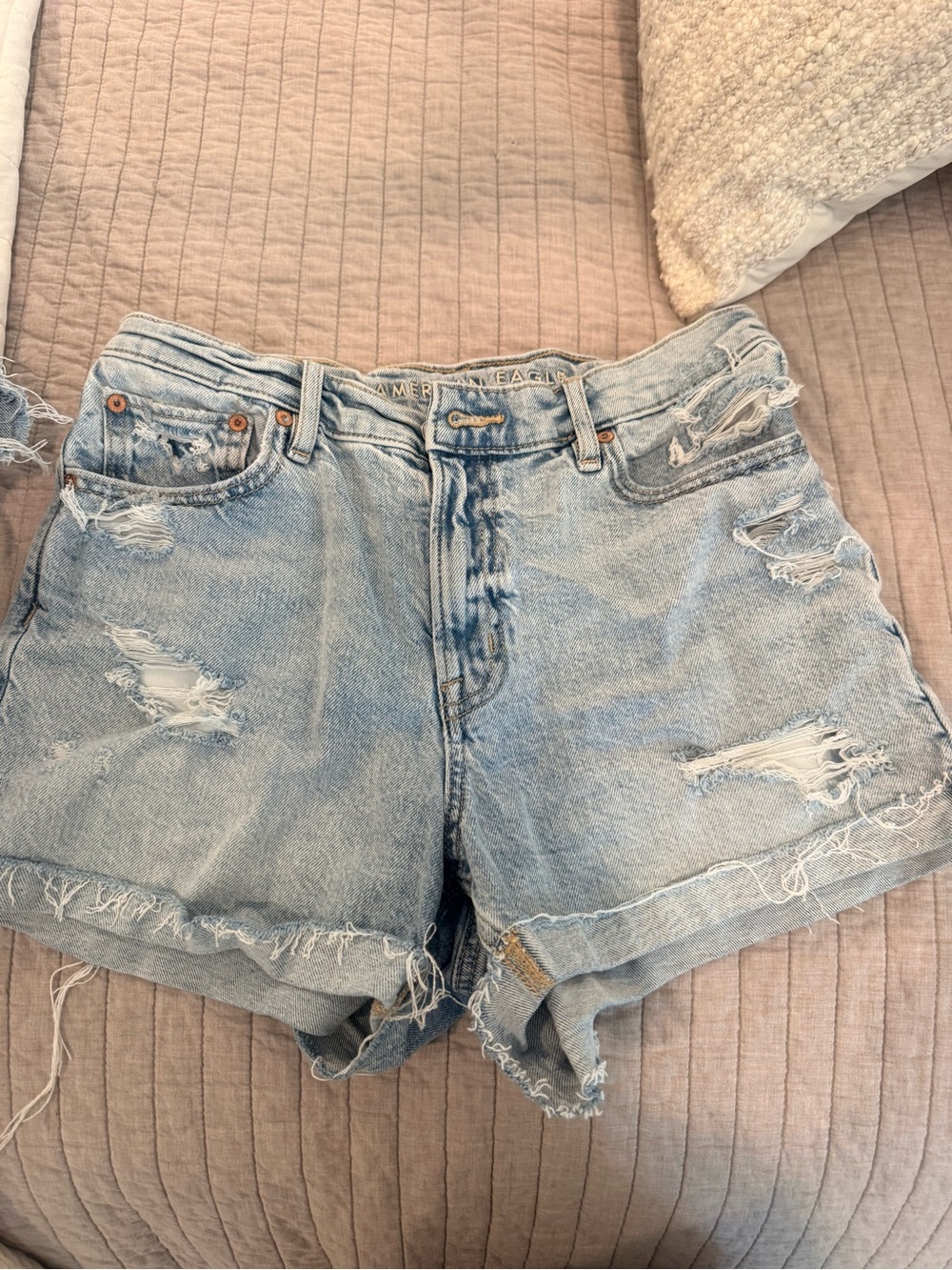 Women’s American Eagle Strigid Relaxed Short Size 8